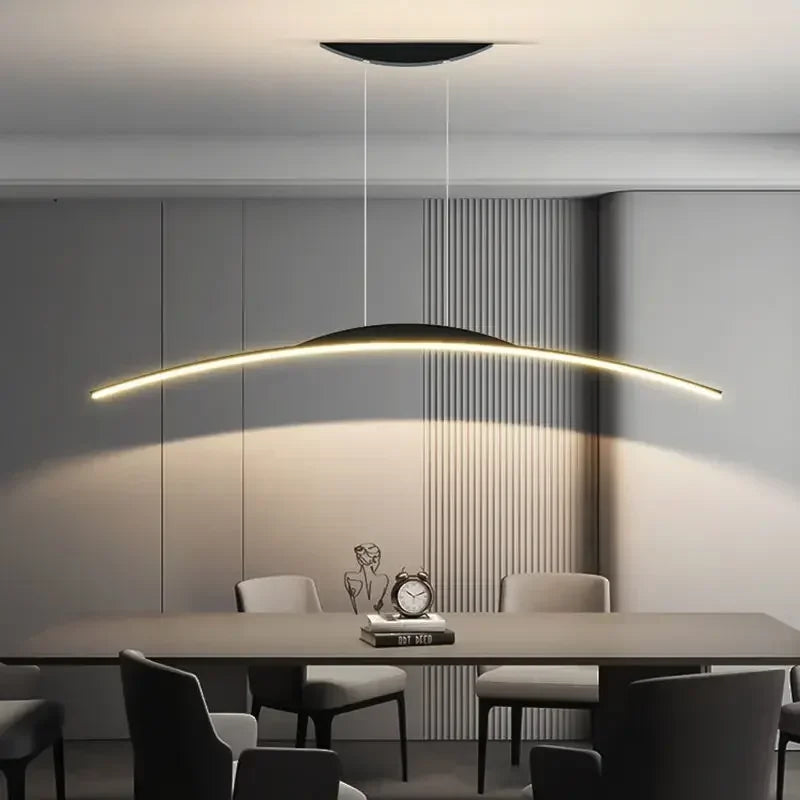 Luminária de Teto Suspensa com Design Curvo e Moderno